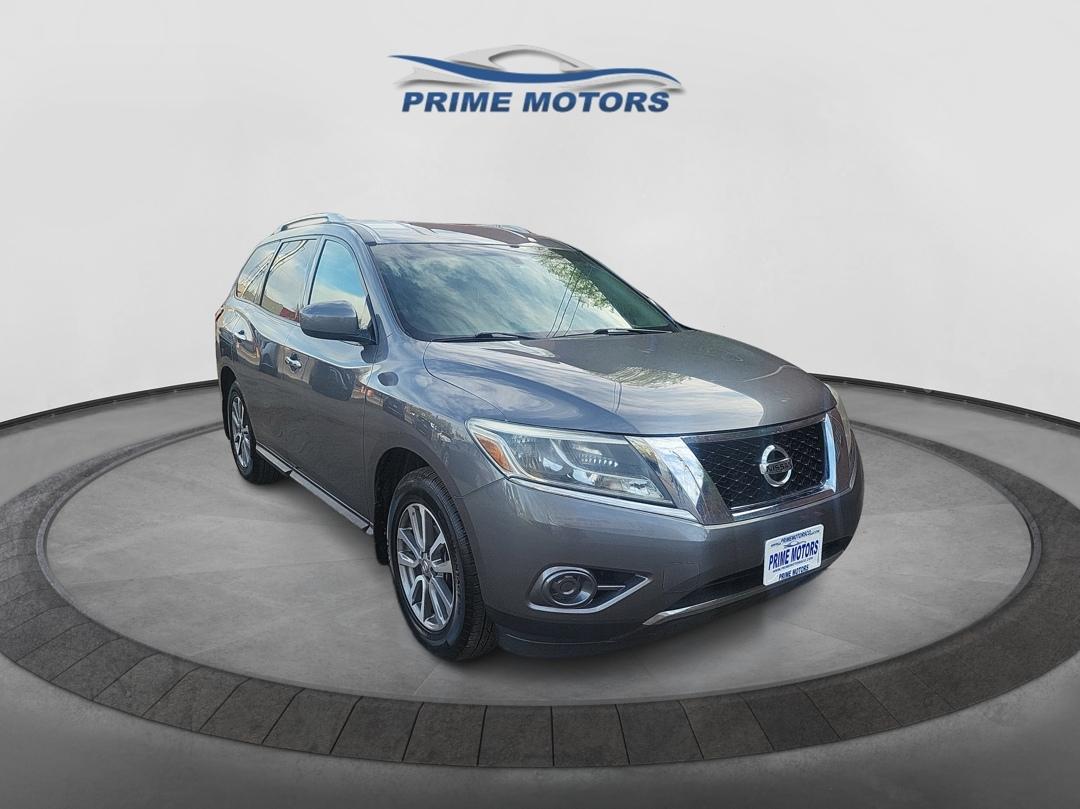 Nissan Pathfinder SV 4WD 2016