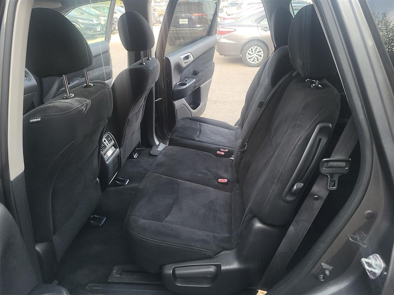 Nissan Pathfinder SV 4WD 2016