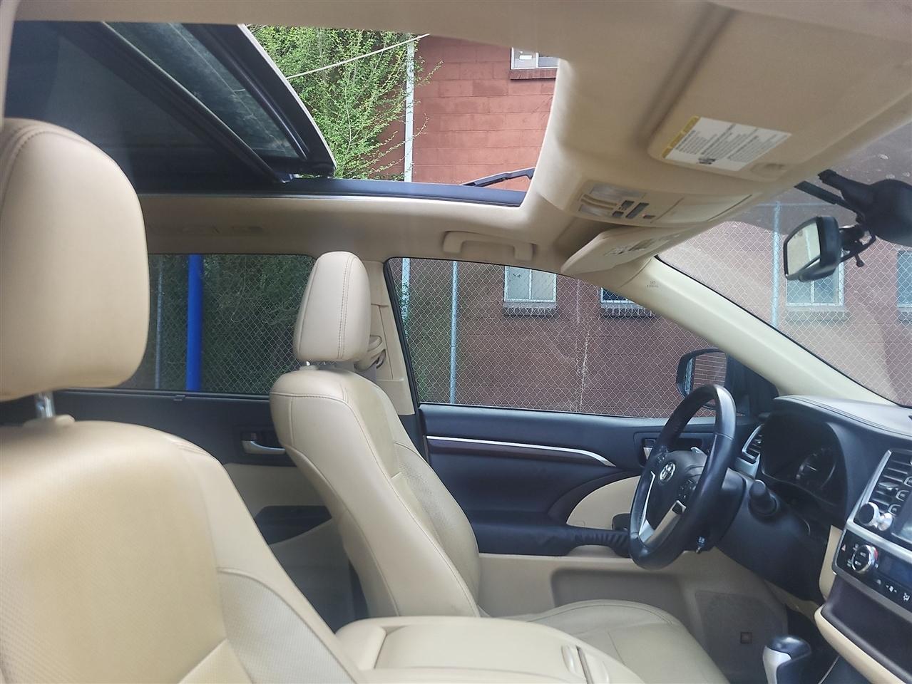 Toyota Highlander Limited AWD V6 2015