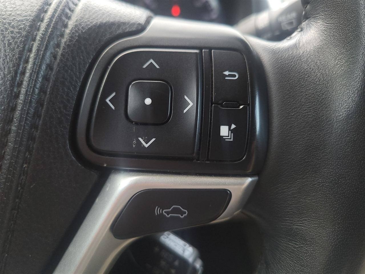 Toyota Highlander Limited AWD V6 2015