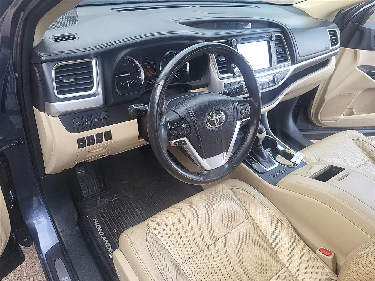 Toyota Highlander Limited AWD V6 2015