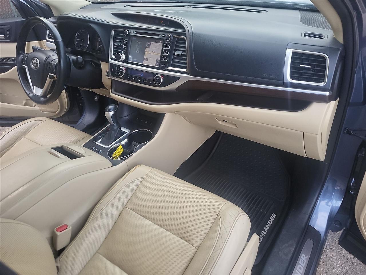 Toyota Highlander Limited AWD V6 2015