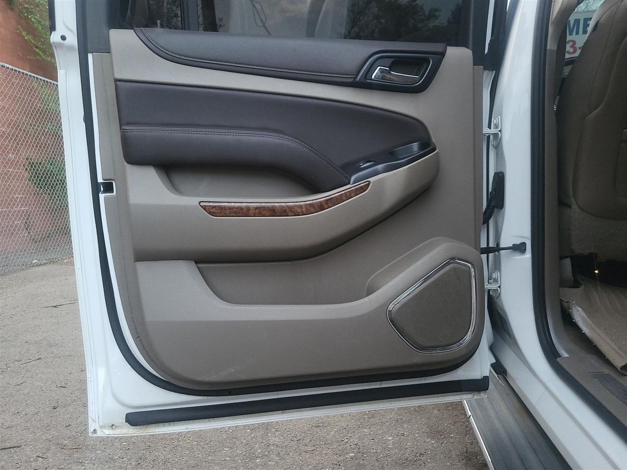 Chevrolet Suburban LTZ 1500 4WD 2015