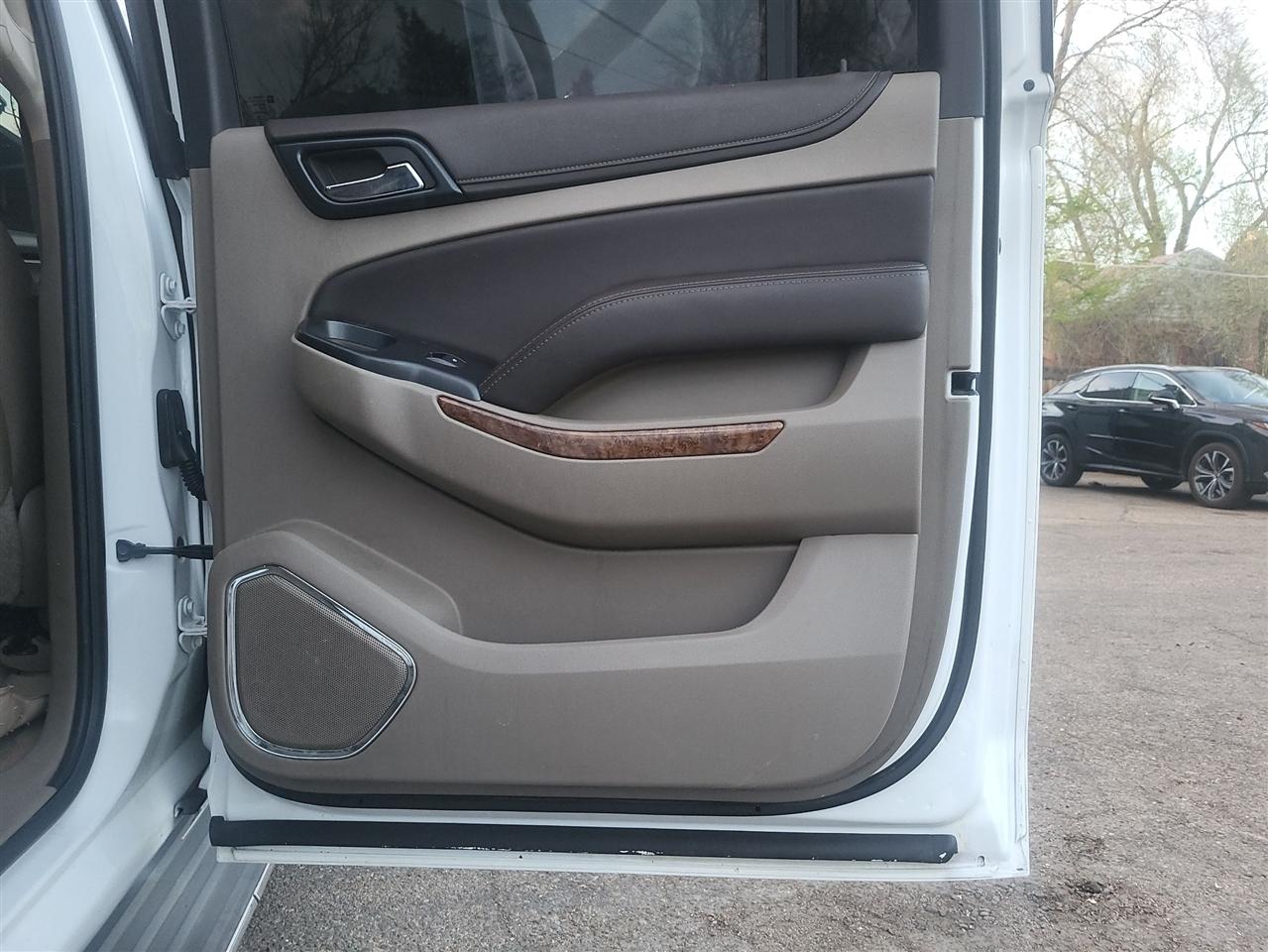 Chevrolet Suburban LTZ 1500 4WD 2015