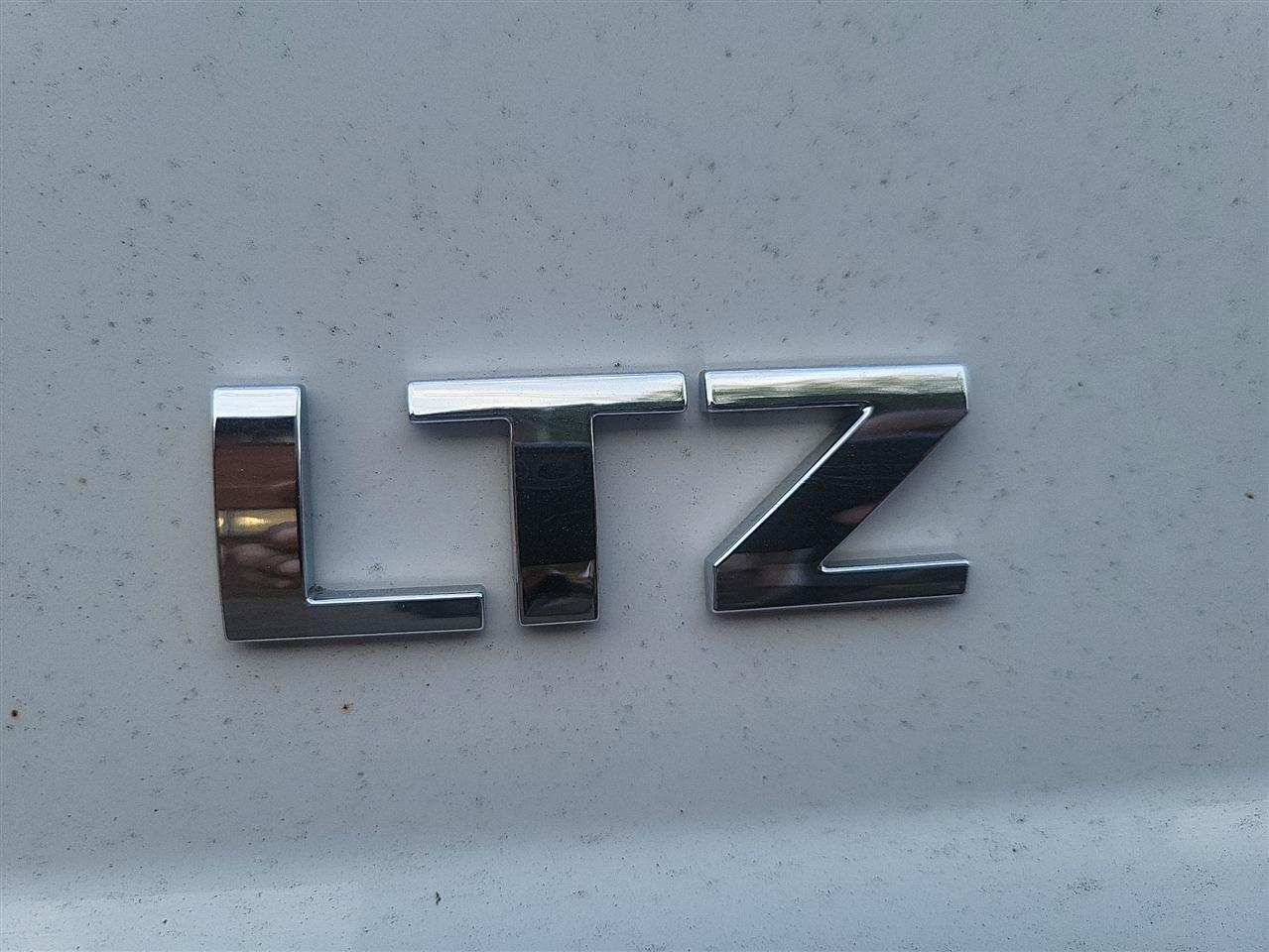 Chevrolet Suburban LTZ 1500 4WD 2015