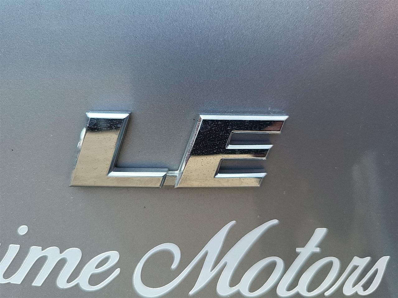 Toyota RAV4 LE 2019