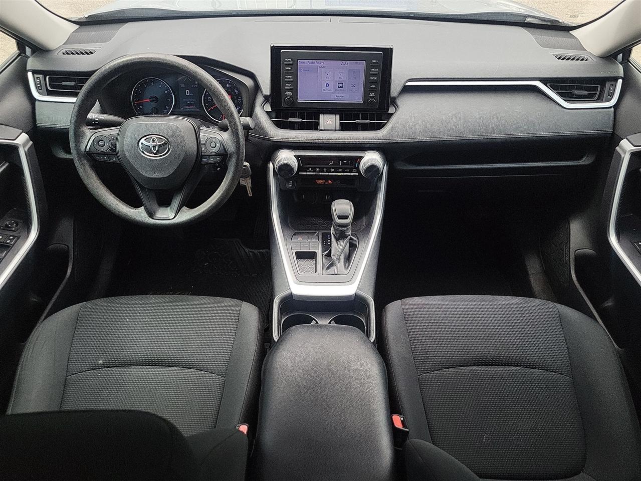 Toyota RAV4 LE 2019