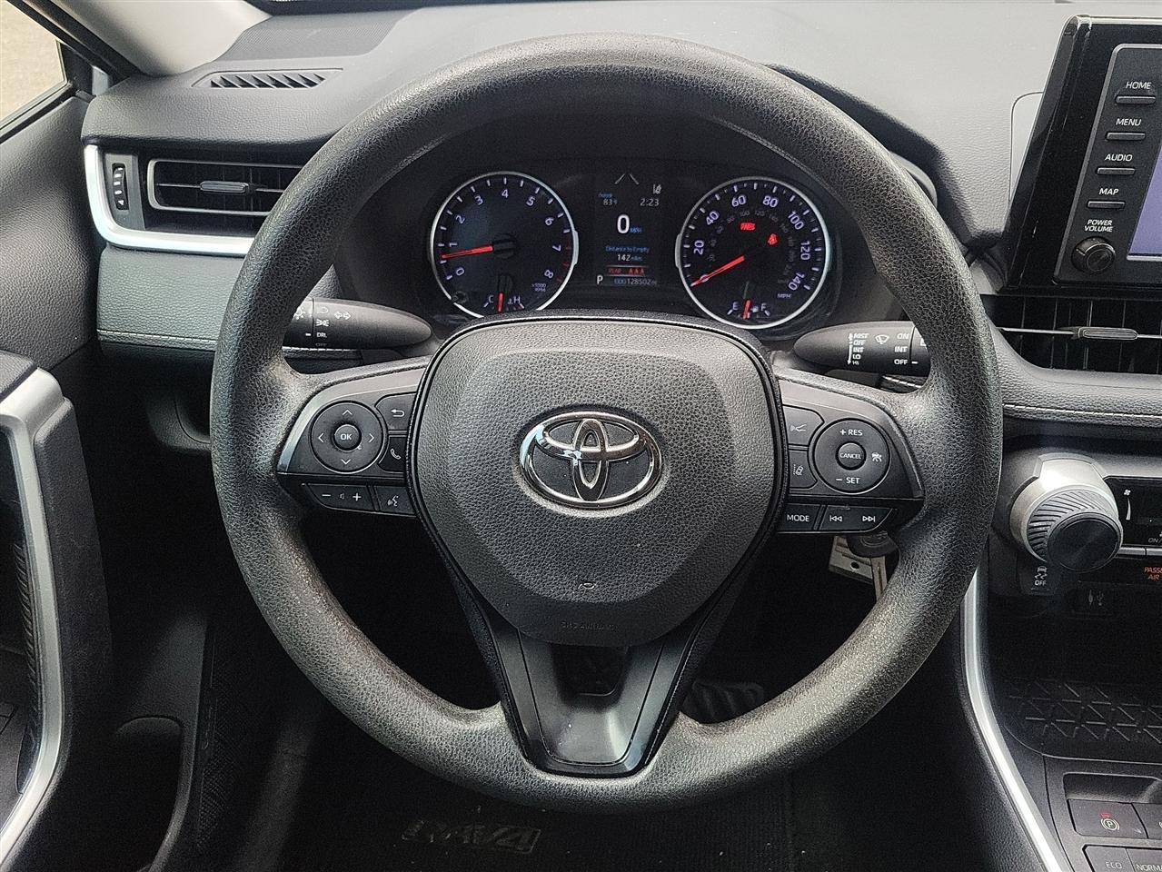 Toyota RAV4 LE 2019