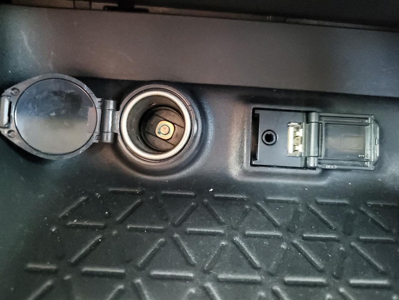 Toyota RAV4 LE 2019