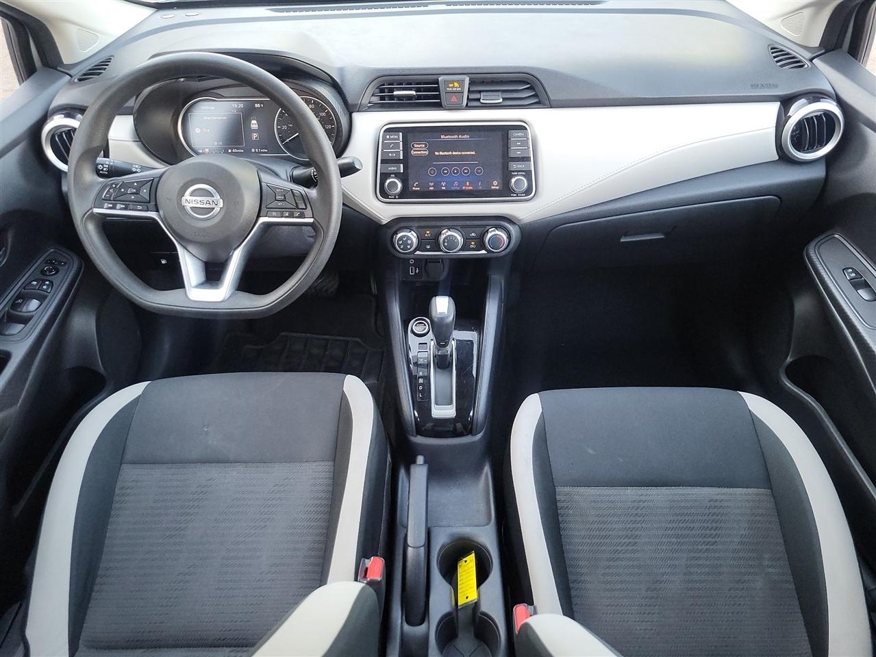 Nissan Versa SV 2021