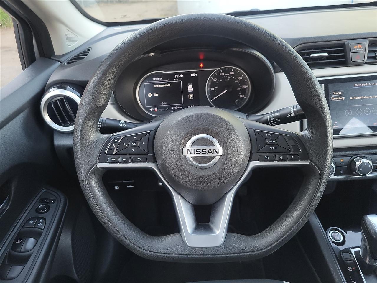 Nissan Versa SV 2021