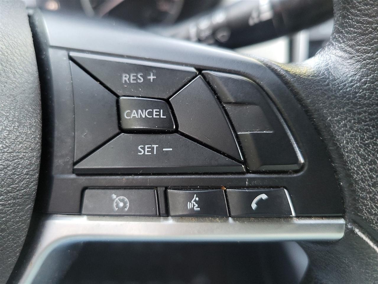 Nissan Versa SV 2021