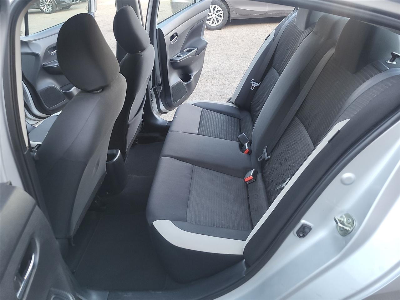 Nissan Versa SV 2021