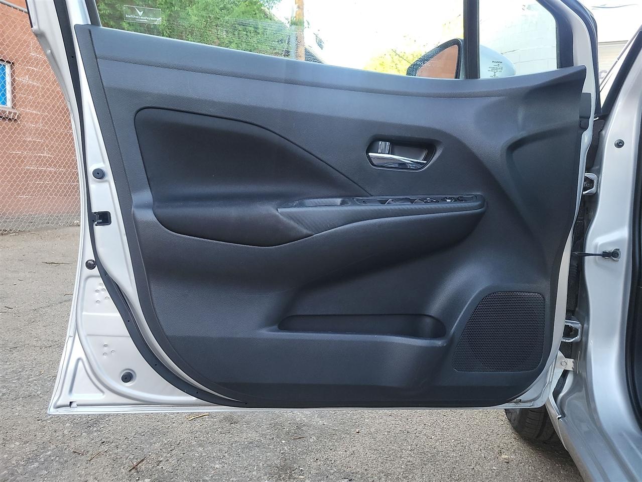 Nissan Versa SV 2021