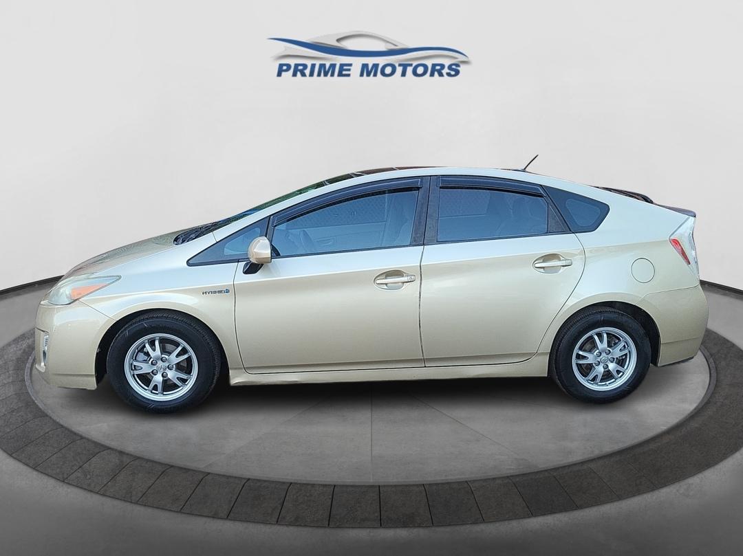 Toyota Prius Prius V 2010