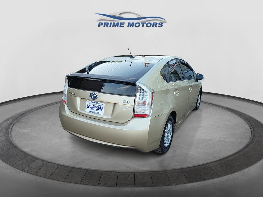 Toyota Prius Prius V 2010
