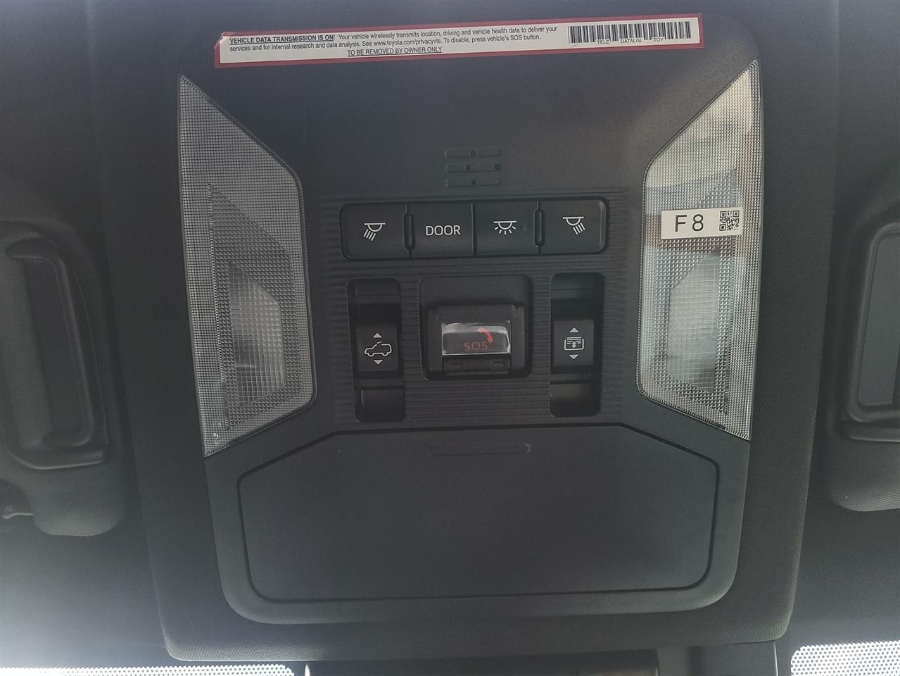 Toyota RAV4 Hybrid XSE AWD 2021