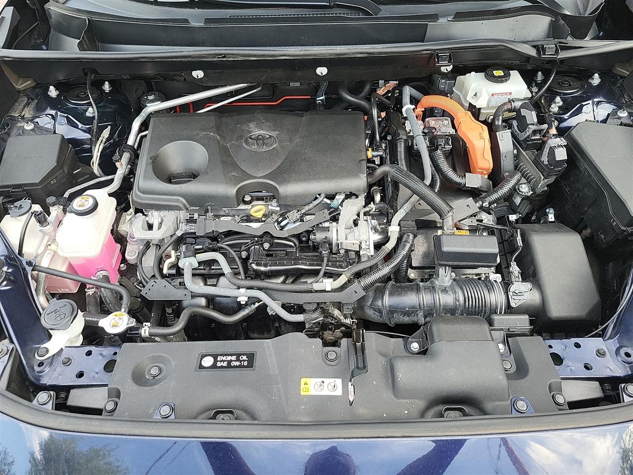 Toyota RAV4 Hybrid XSE AWD 2021