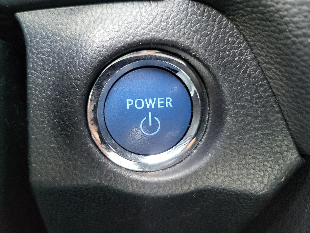 Toyota RAV4 Hybrid XSE AWD 2021