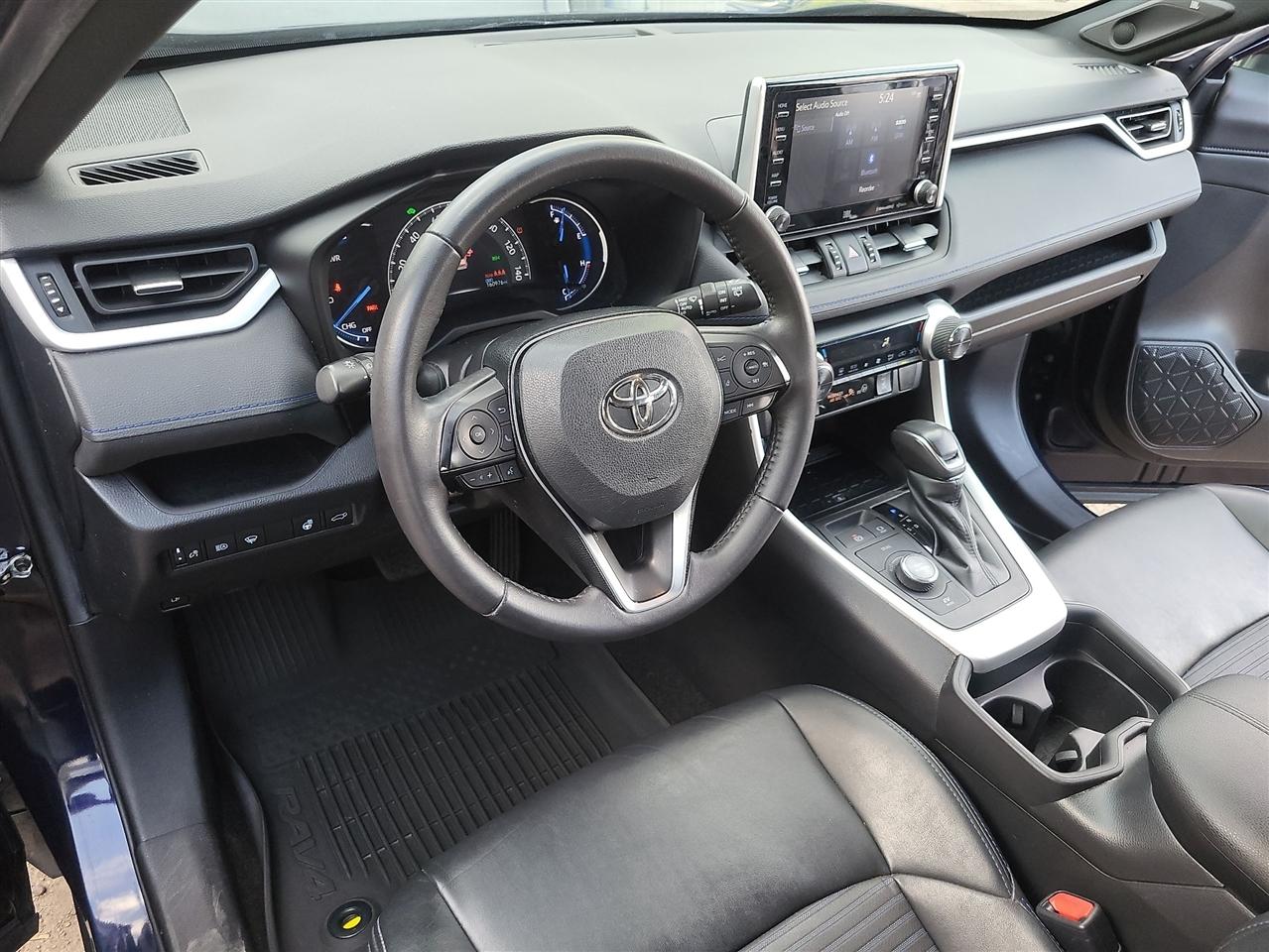 Toyota RAV4 Hybrid XSE AWD 2021