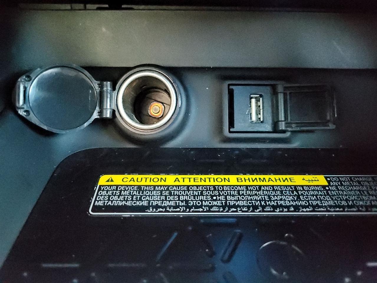 Toyota RAV4 Hybrid XSE AWD 2021