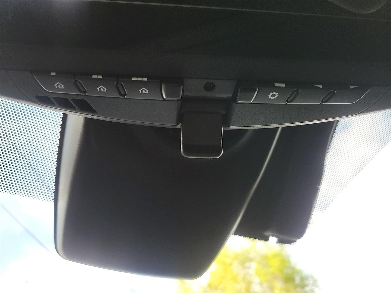 Toyota RAV4 Hybrid XSE AWD 2021