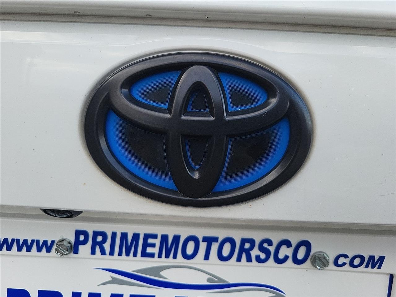 Toyota RAV4 Hybrid LE 2022