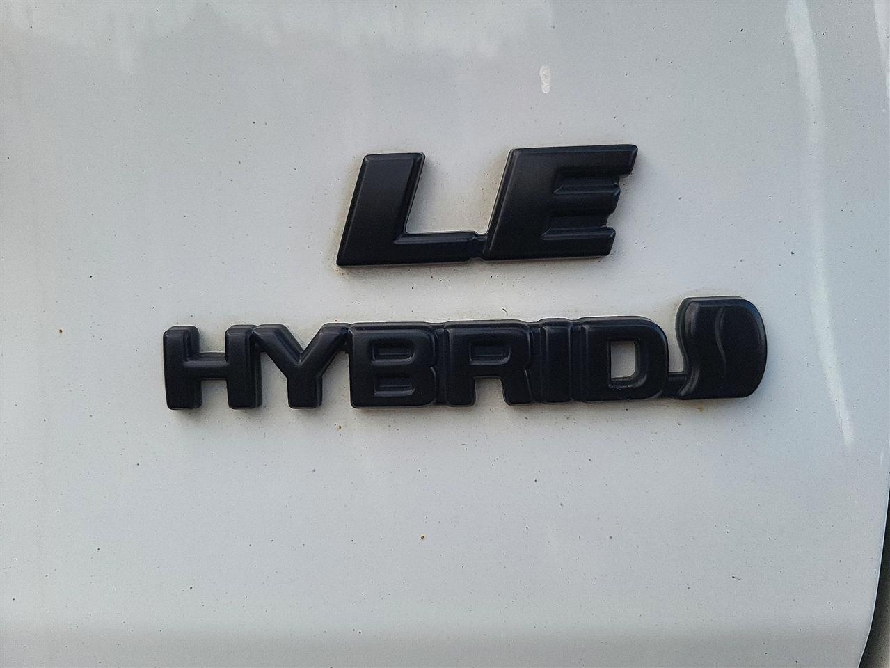 Toyota RAV4 Hybrid LE 2022