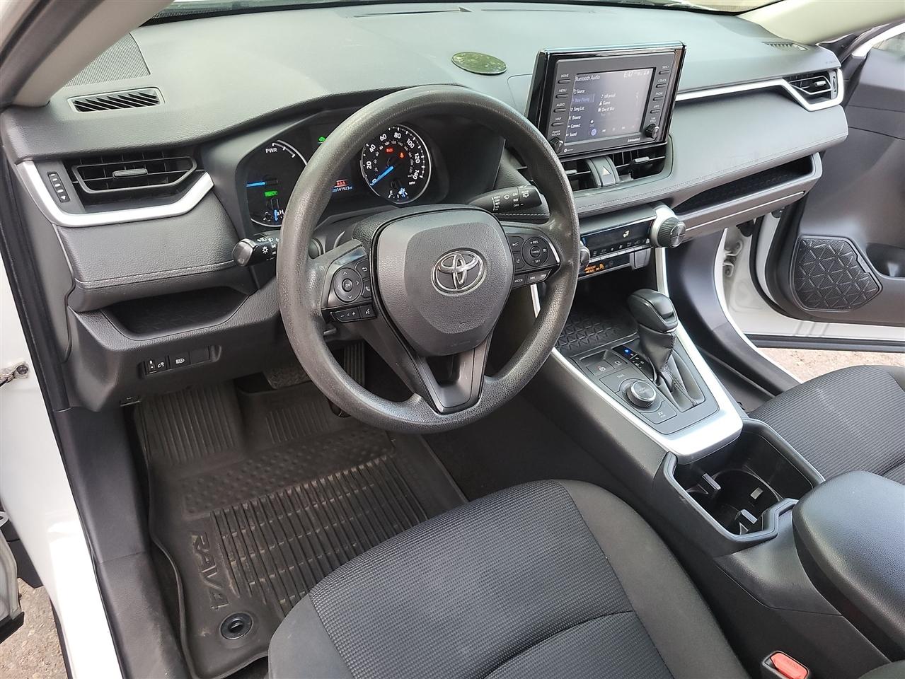 Toyota RAV4 Hybrid LE 2022