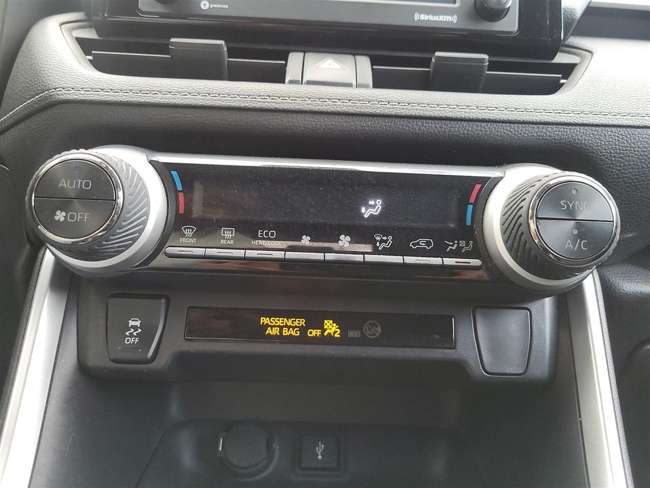 Toyota RAV4 Hybrid LE 2022