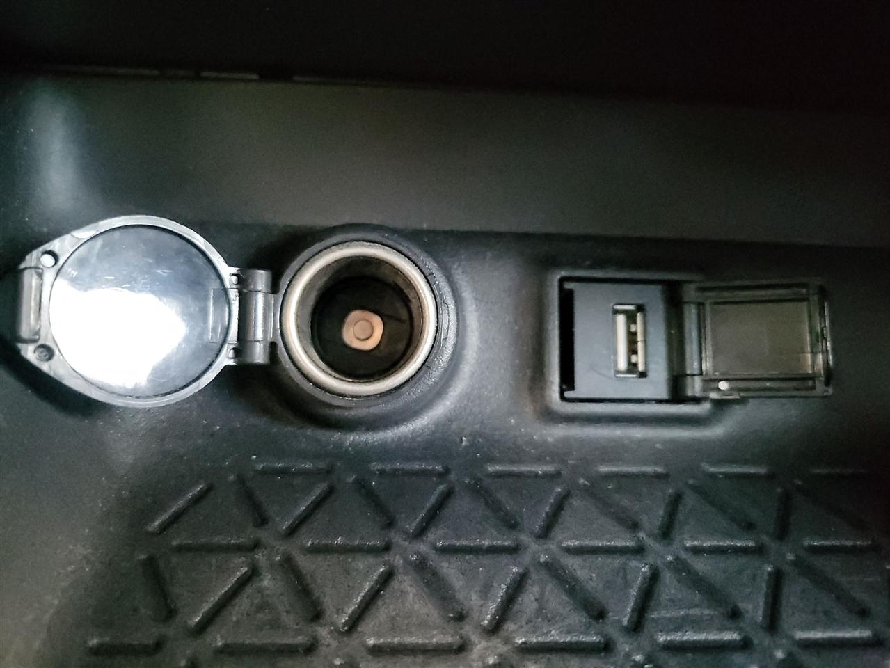 Toyota RAV4 Hybrid LE 2022