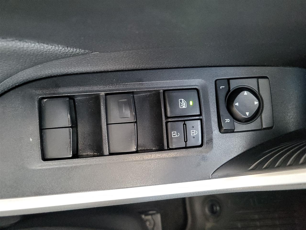 Toyota RAV4 Hybrid LE 2022