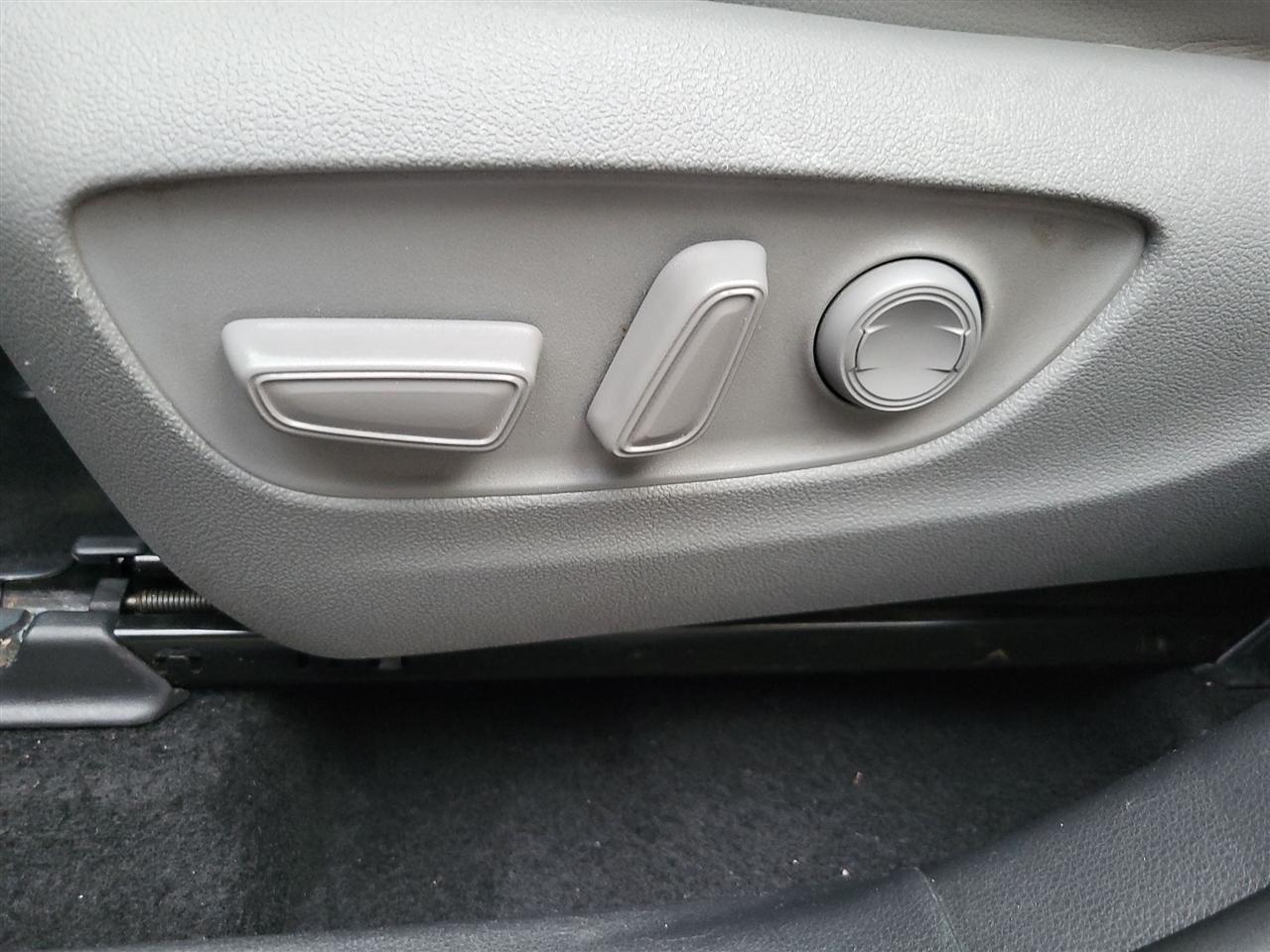 Toyota Highlander Hybrid  2020