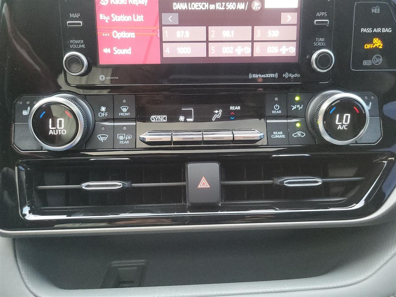 Toyota Highlander Hybrid  2020