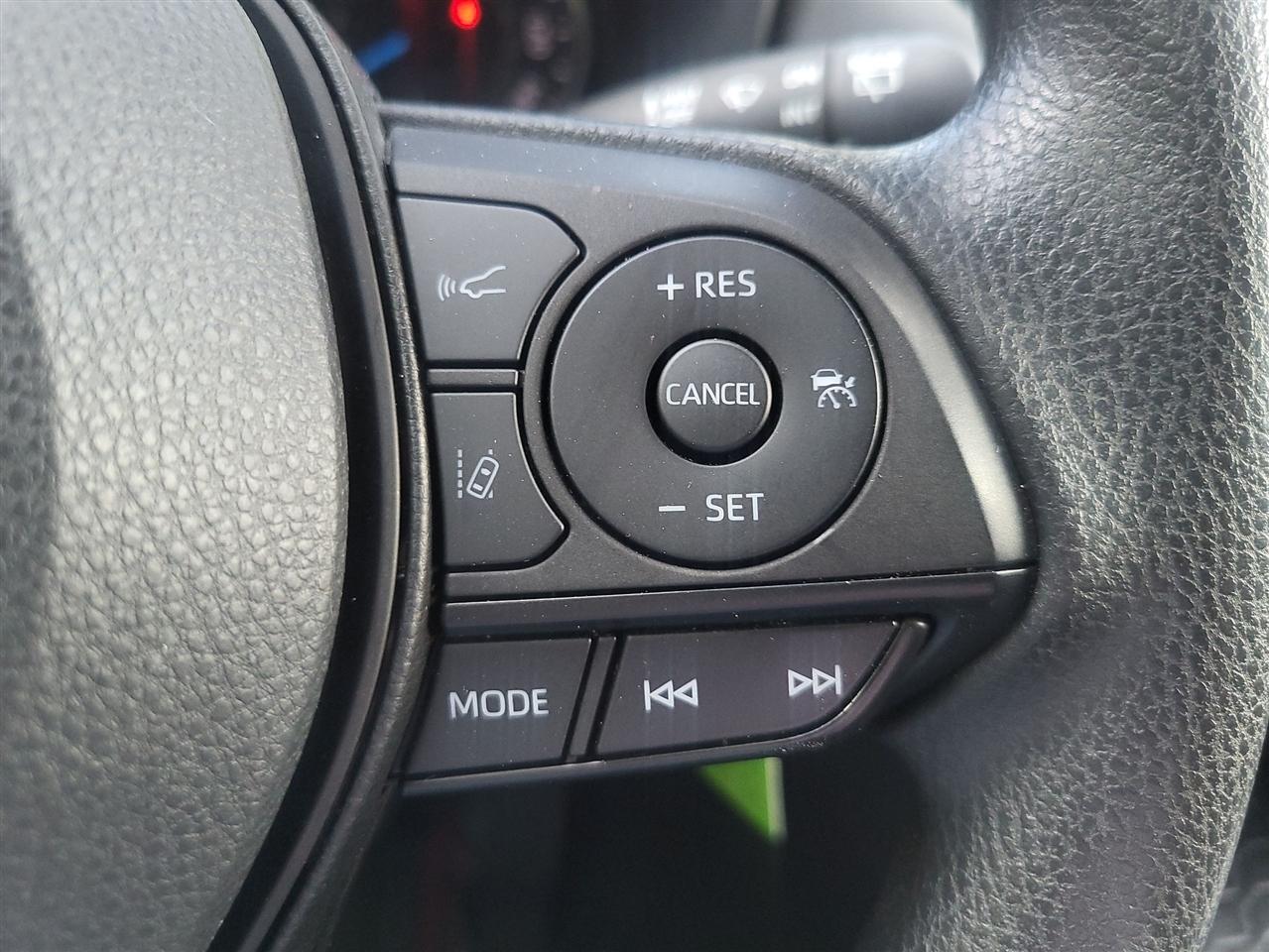 Toyota RAV4 Hybrid LE 2022