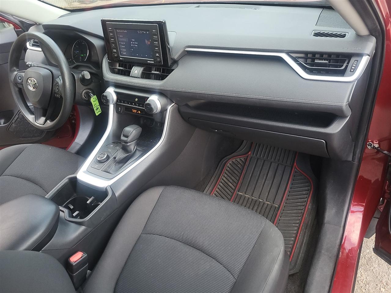 Toyota RAV4 Hybrid LE 2022