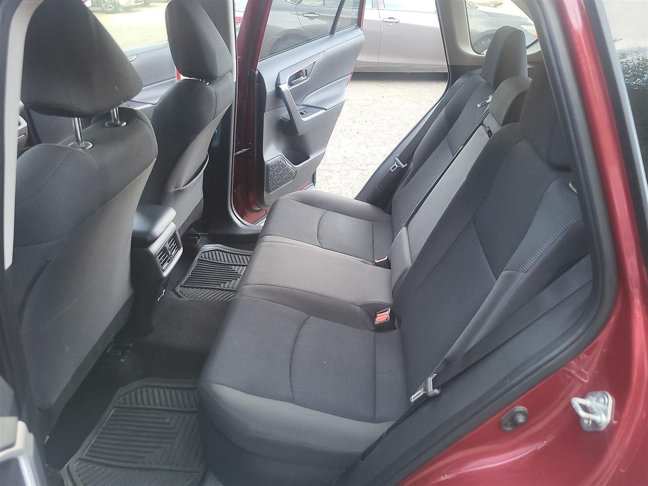 Toyota RAV4 Hybrid LE 2022