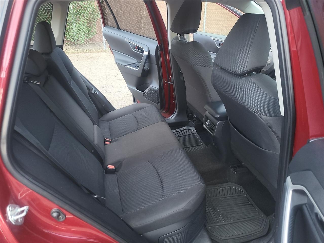 Toyota RAV4 Hybrid LE 2022