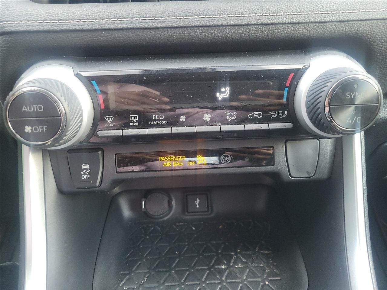 Toyota RAV4 Hybrid LE 2022