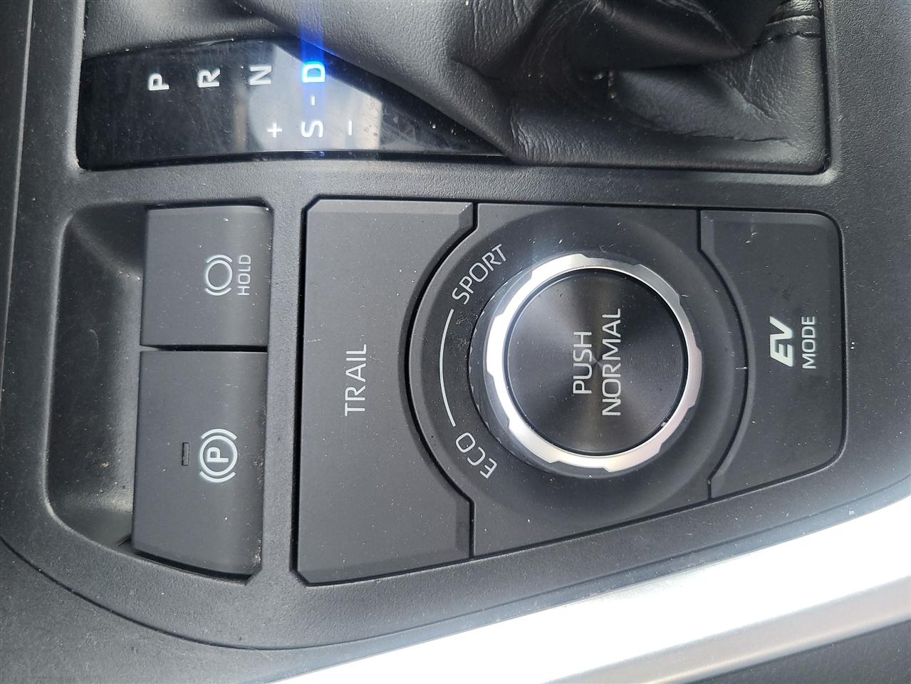 Toyota RAV4 Hybrid LE 2022