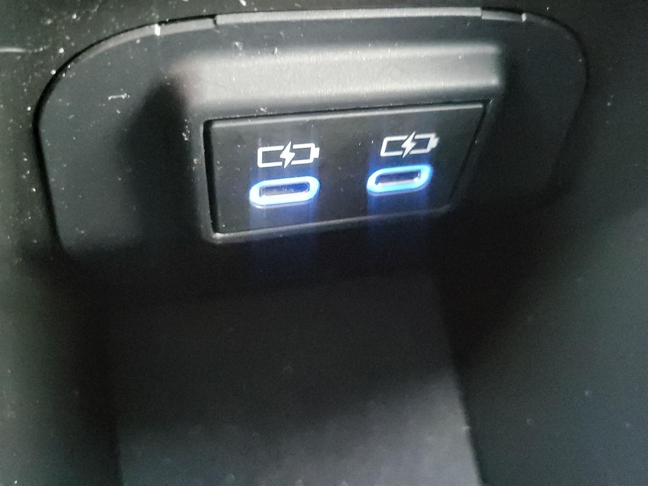 Toyota RAV4 Hybrid LE 2022