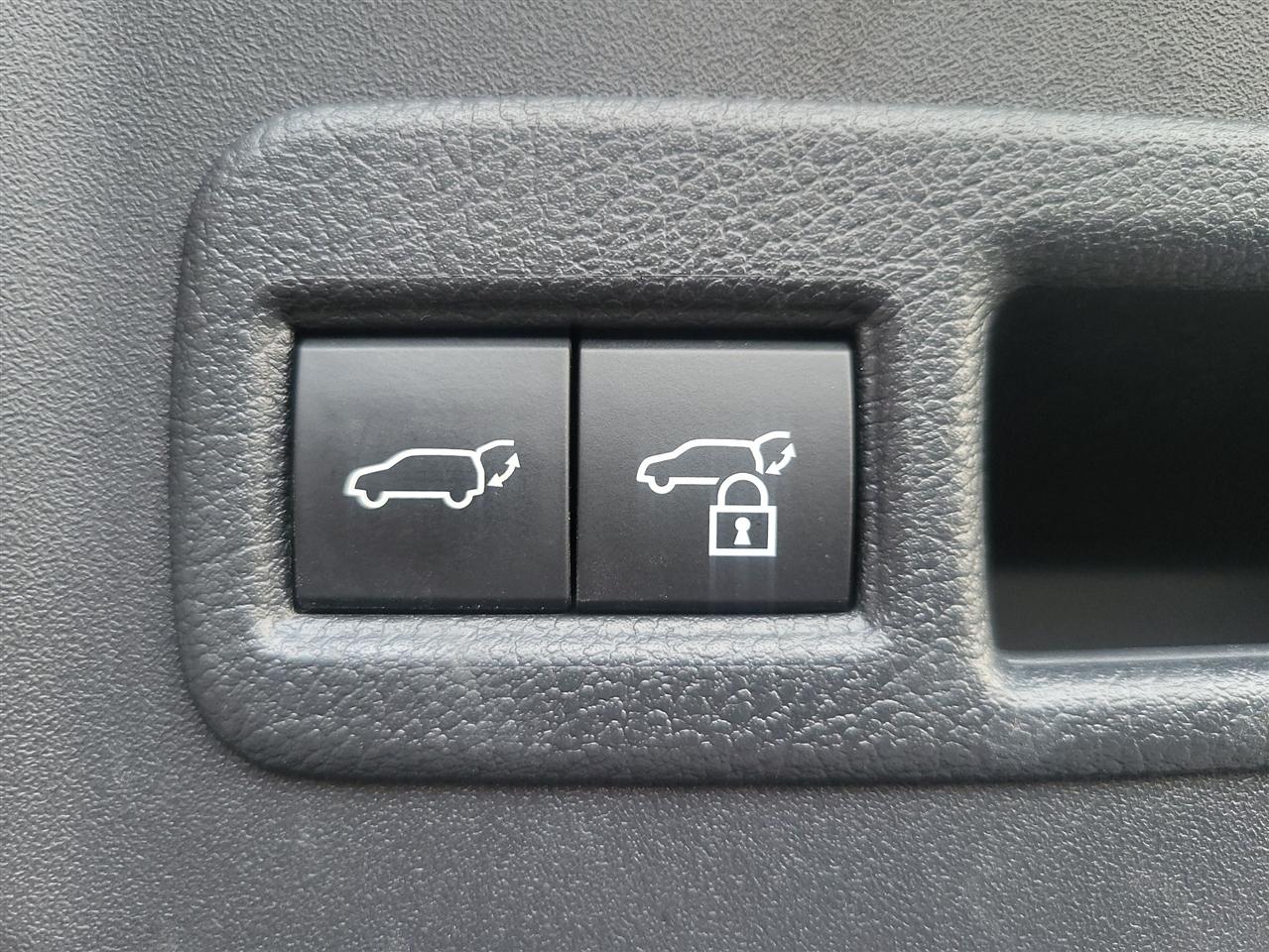 Toyota BZ4X XLE AWD 2023