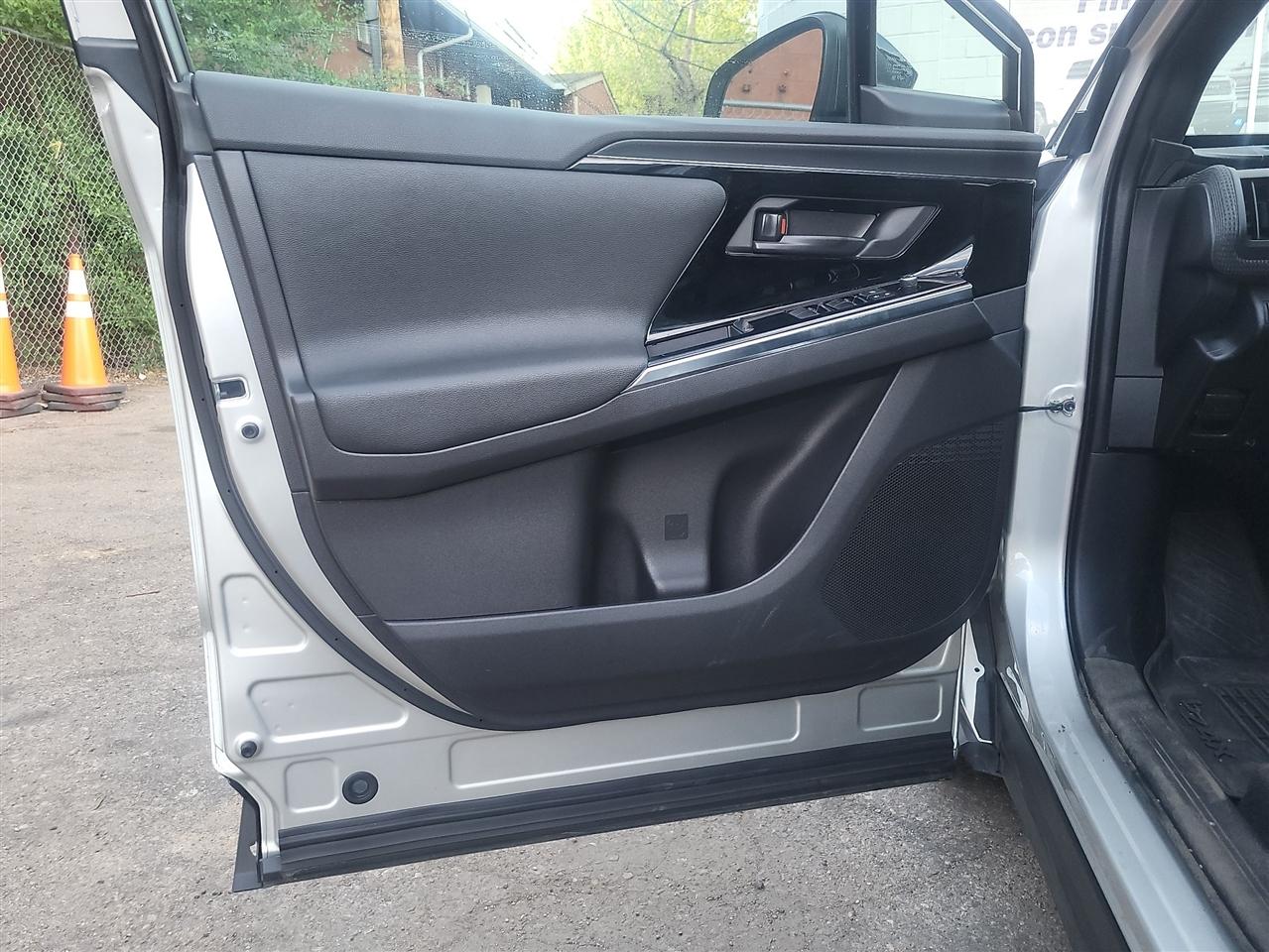 Toyota BZ4X XLE AWD 2023