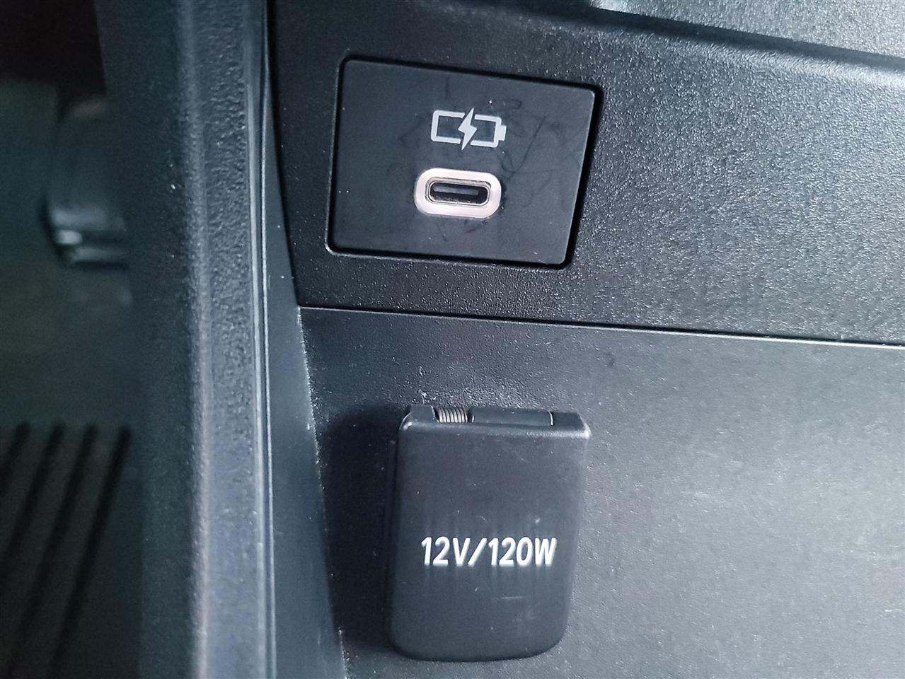 Toyota BZ4X XLE AWD 2023