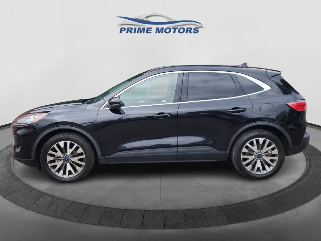 2020 Ford Escape Titanium 4WD