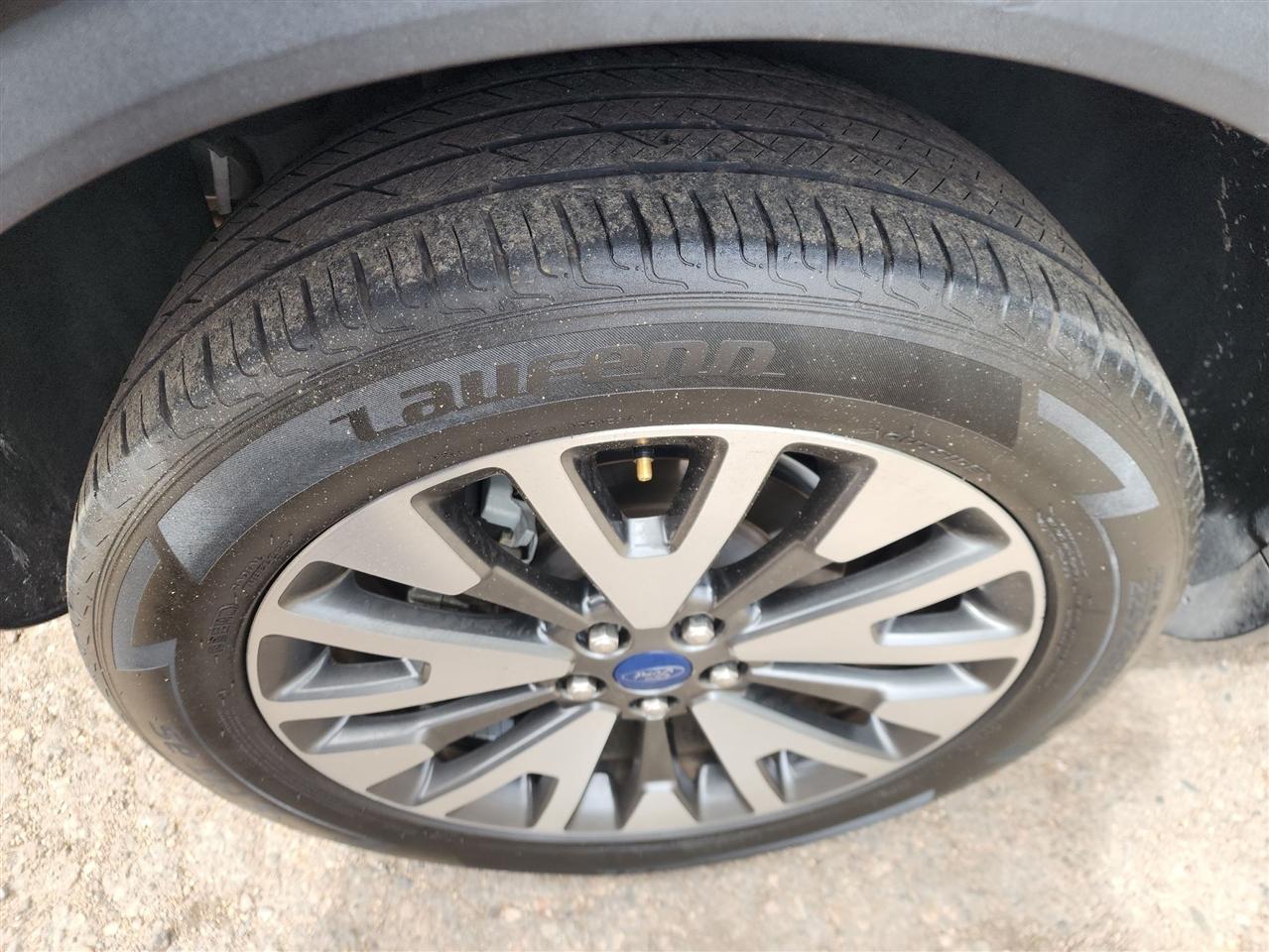 Ford Escape Titanium 4WD 2020