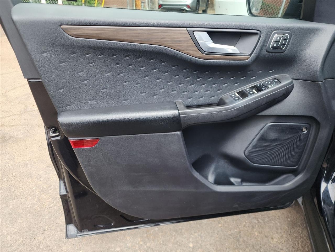 Ford Escape Titanium 4WD 2020