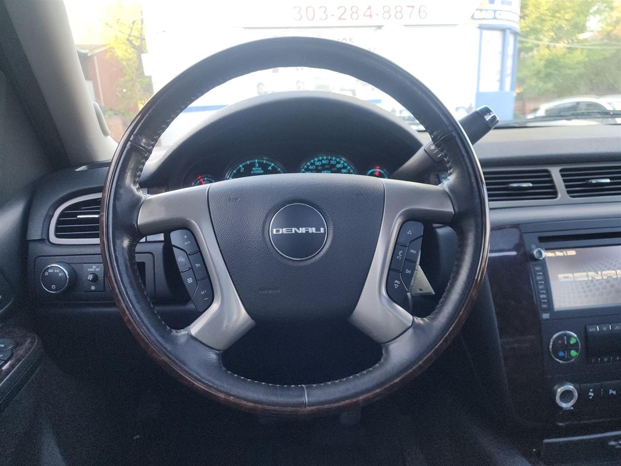 GMC Yukon Denali Denali 2013