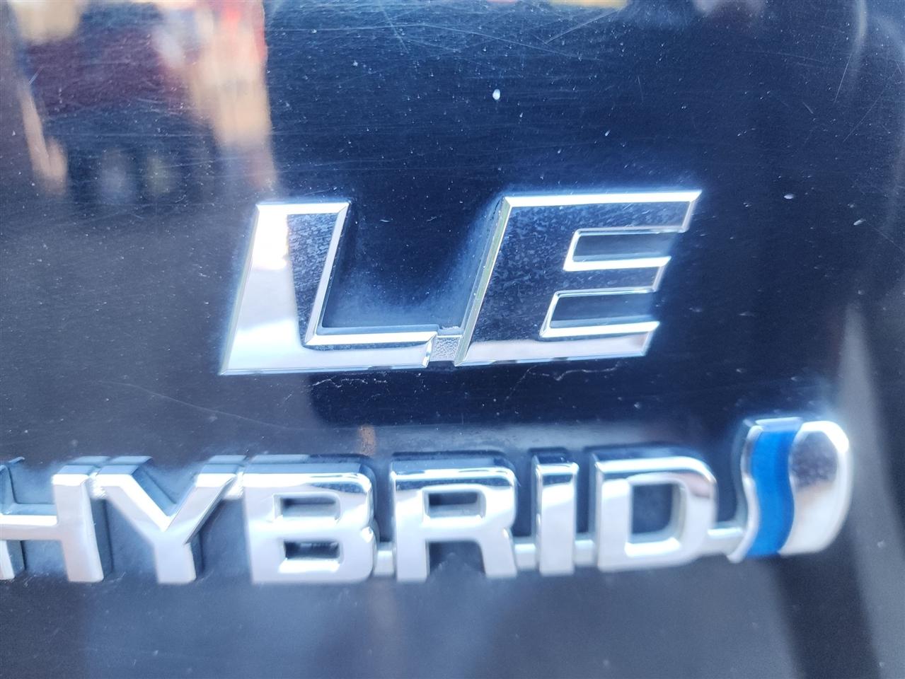 Toyota RAV4 Hybrid LE 2020