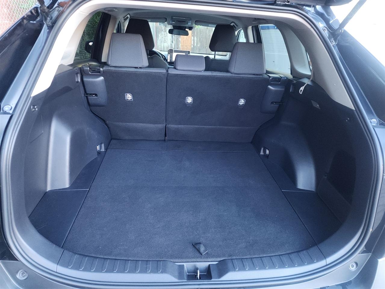 Toyota RAV4 Hybrid LE 2020